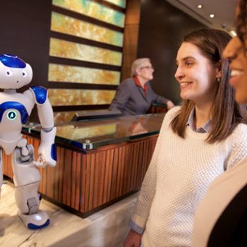 Five Technologies Used In Hotel For A Better Guest Experience